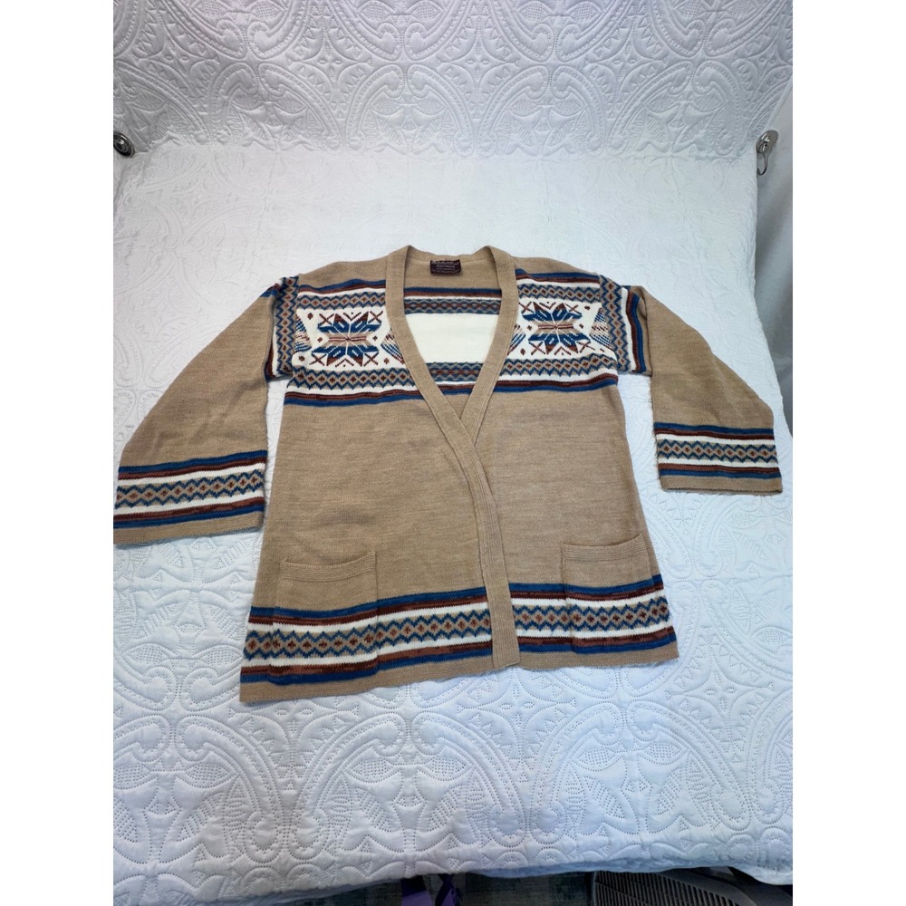 Vintage Mademoiselle Knitwear Fair Isle Cardigan Tan Snowflake Sweater